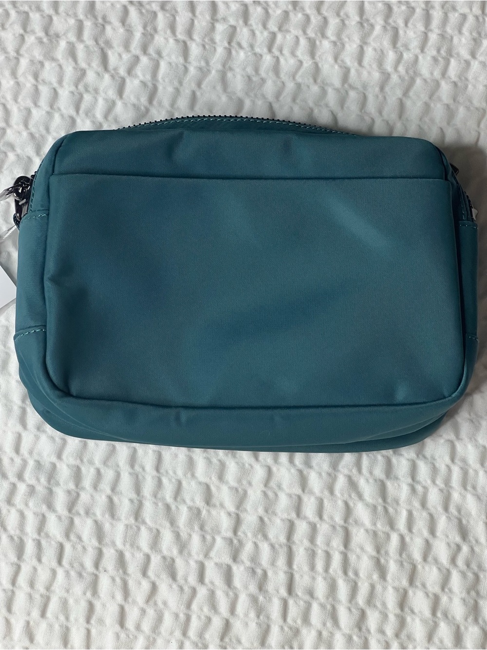 Lululemon Everywhere Crossbody Bag 2L Deep Marina Gunmetal - Picture 3 of 5